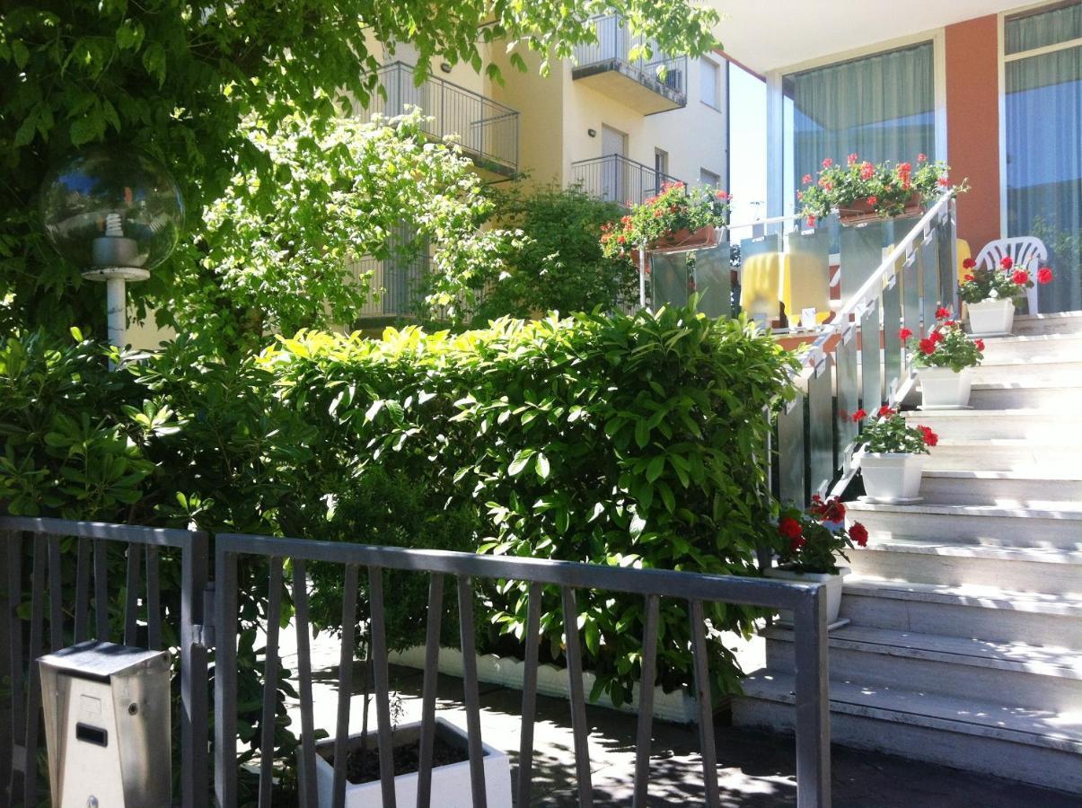 Alice Hotel Cervia Eksteriør bilde
