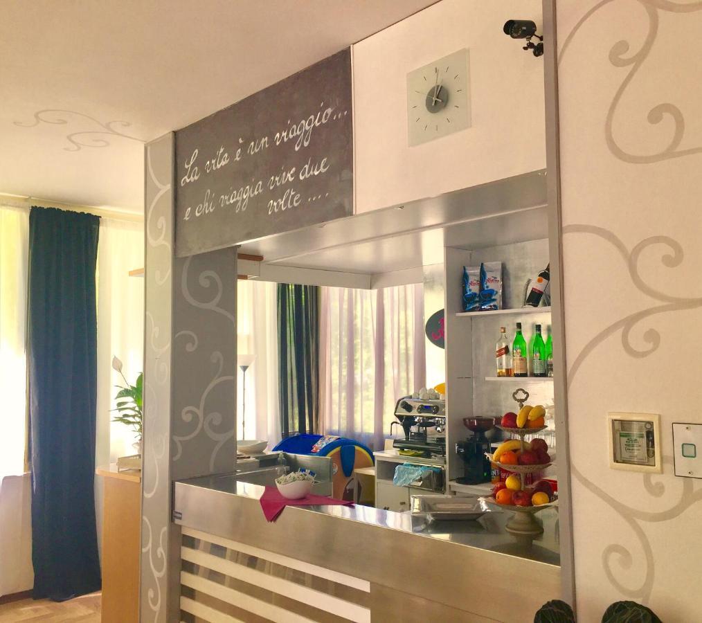 Alice Hotel Cervia Eksteriør bilde