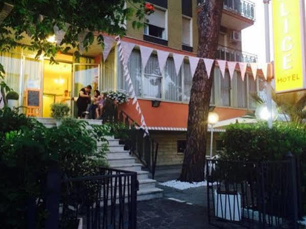 Alice Hotel Cervia Eksteriør bilde